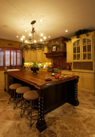 现代欧式风格三层连体别墅欧式豪华红木家具餐桌效果图