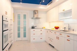 现代简约风格厨房唯美白色简约3平米厨房效果图