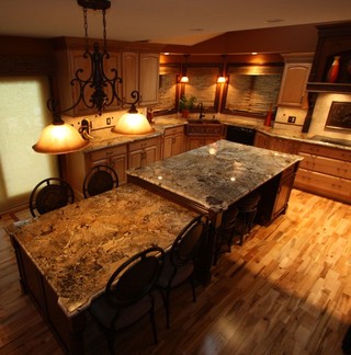 新古典风格3层别墅古典中式家庭餐桌图片