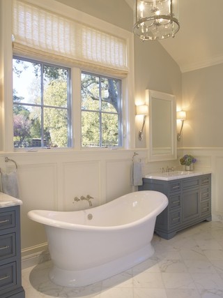 欧式风格三层双拼别墅古典卧室品牌按摩浴缸图片