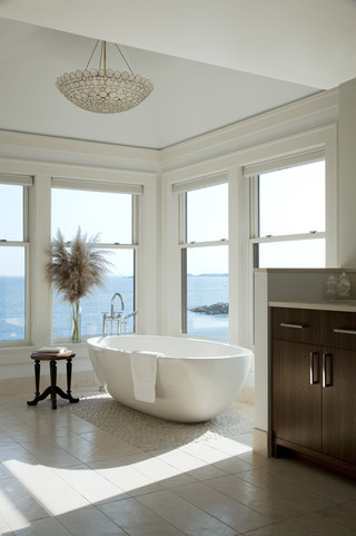 北欧风格卧室三层连体别墅大气按摩浴缸图片