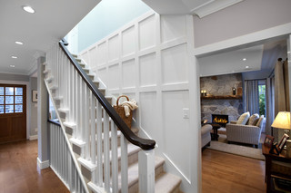 现代简约风格卫生间三层小别墅浪漫婚房布置大厅楼梯设计
