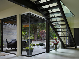 现代简约风格卫生间2层别墅大气宜家椅子图片