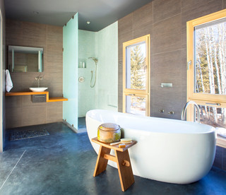 地中海风格家具精装公寓唯美普通浴缸效果图