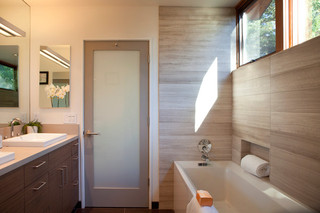 现代简约风格一层别墅及舒适4个平米的小卫生间设计图纸