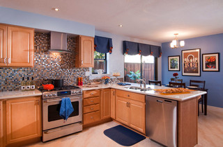 现代简约风格厨房一层别墅及大方简洁客厅原木色装修图片