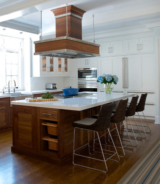 现代简约风格厨房三层别墅及唯美大理石餐桌图片