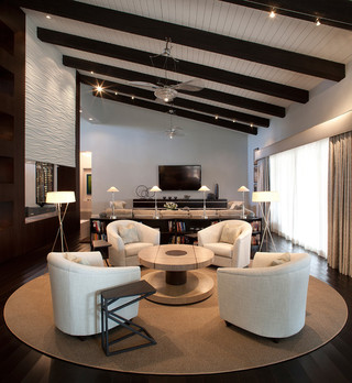 欧式风格一层别墅现代奢华客厅沙发摆放设计