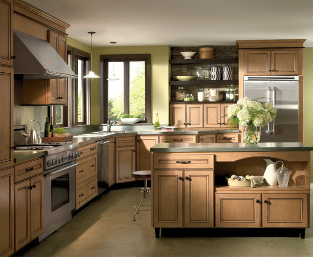 数款不同风格的厨房范例 原木色的基调营造丝丝温暖