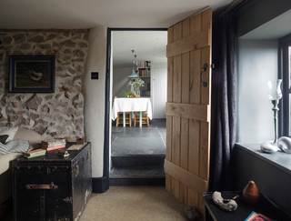 新古典风格客厅2层别墅稳重开放漆木门图片