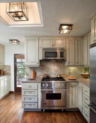 田园风格客厅2013别墅及豪华型4平米小厨房效果图