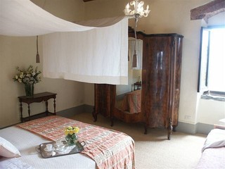 地中海风格客厅loft公寓浪漫婚房布置白色厨房90后设计图