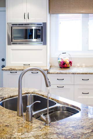 浪漫婚房布置褐色5平方厨房洗手台效果图