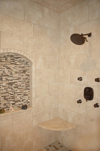 地中海风格卧室新古典卫生间冷色调卫浴间瓷砖装修图片