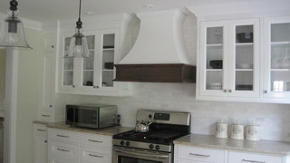 现代欧式风格白色门经济型3平米厨房设计