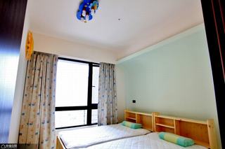 日式风格公寓舒适儿童房装修图片
