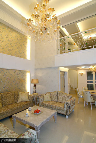 法式风格别墅奢华客厅设计