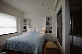 简约风格公寓舒适白色卧室装潢