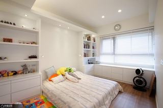 简约风格公寓舒适白色儿童房装修