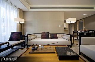 中式风格度假别墅简洁沙发背景墙效果图