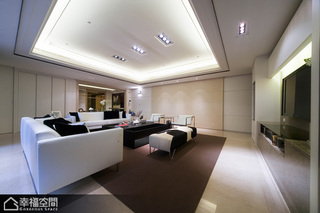 现代简约风格大户型舒适客厅吊顶设计图