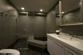 美式风格度假别墅舒适整体卫浴设计图纸