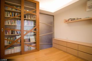 简约风格公寓舒适书柜效果图