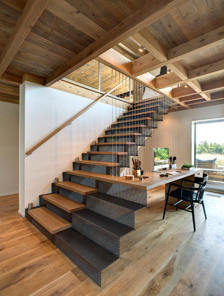 现代简约风格富裕型140平米以上实木楼梯装修效果图