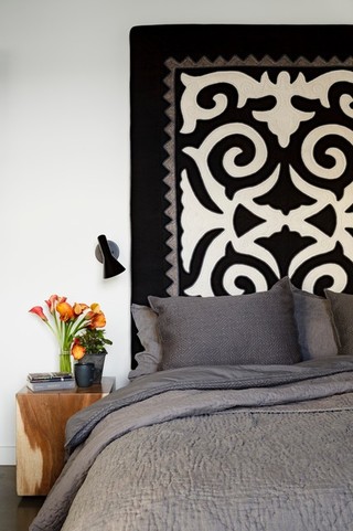 新古典风格80复式楼舒适暖色调床头柜图片