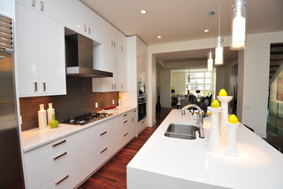 现代简约风格客厅一层半别墅唯美白色厨房2014厨房装修效果图