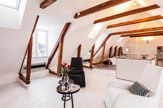 北欧风格复式舒适110平米客厅沙发设计