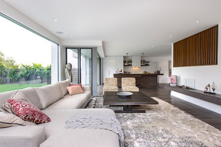 现代简约风格卫生间2013别墅唯美米色客厅沙发图片