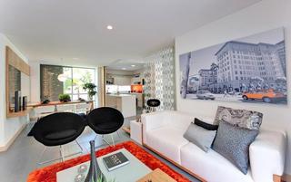 现代简约风格公寓温馨黑白客厅沙发背景墙效果图