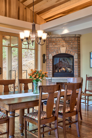 美式乡村风格客厅富裕型140平米以上餐桌桌布效果图