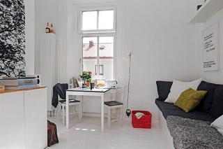 北欧风格小户型温馨白色客厅装修
