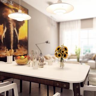 现代简约风格公寓温馨白色餐桌图片