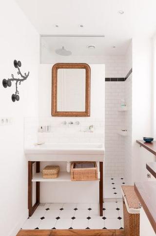 欧式风格公寓简洁卫生间装修图片