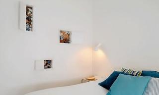 现代简约风格公寓简洁白色卧室效果图