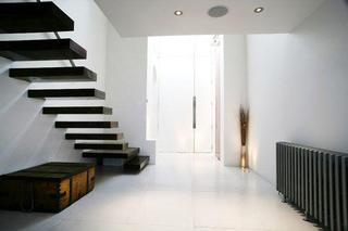 现代简约风格公寓简洁黑色楼梯设计图纸