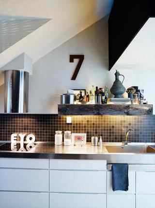 北欧风格公寓艺术黑白开放式厨房设计图