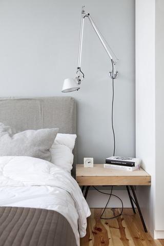 北欧风格简洁60平米卧室灯具装修