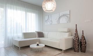 现代简约风格舒适白色客厅沙发设计图