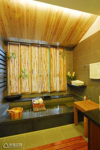 日式风格小户型温馨浴缸图片