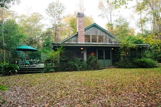 室内外家居维基百科之路易斯安那州的舒适精致森林小屋