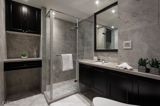 现代简约风格大户型古典黑白整体卫浴设计