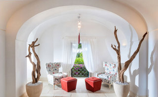 地中海风格简洁白色客厅设计