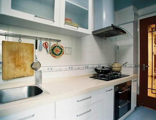 中式风格大气黑白厨房橱柜设计