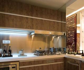 中式风格大气原木色厨房橱柜图片