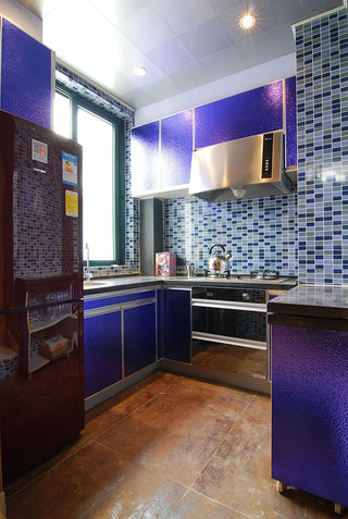 地中海风格艺术蓝色厨房橱柜图片