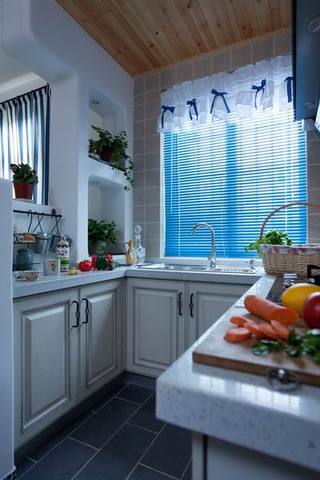 地中海风格简洁白色厨房橱柜效果图